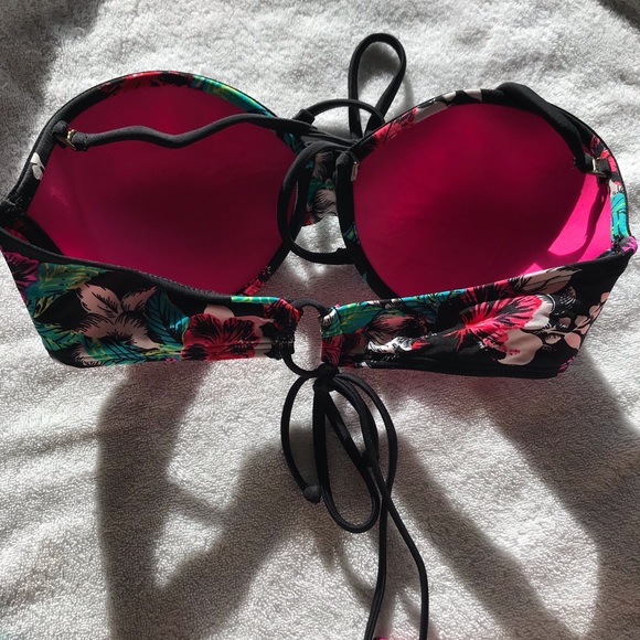 Xhiliration large Bikini swim top - Picture 2 of 2